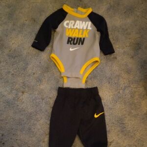 Nike Gray and Black Baby Outfit with Yellow Accents Baby 3mos